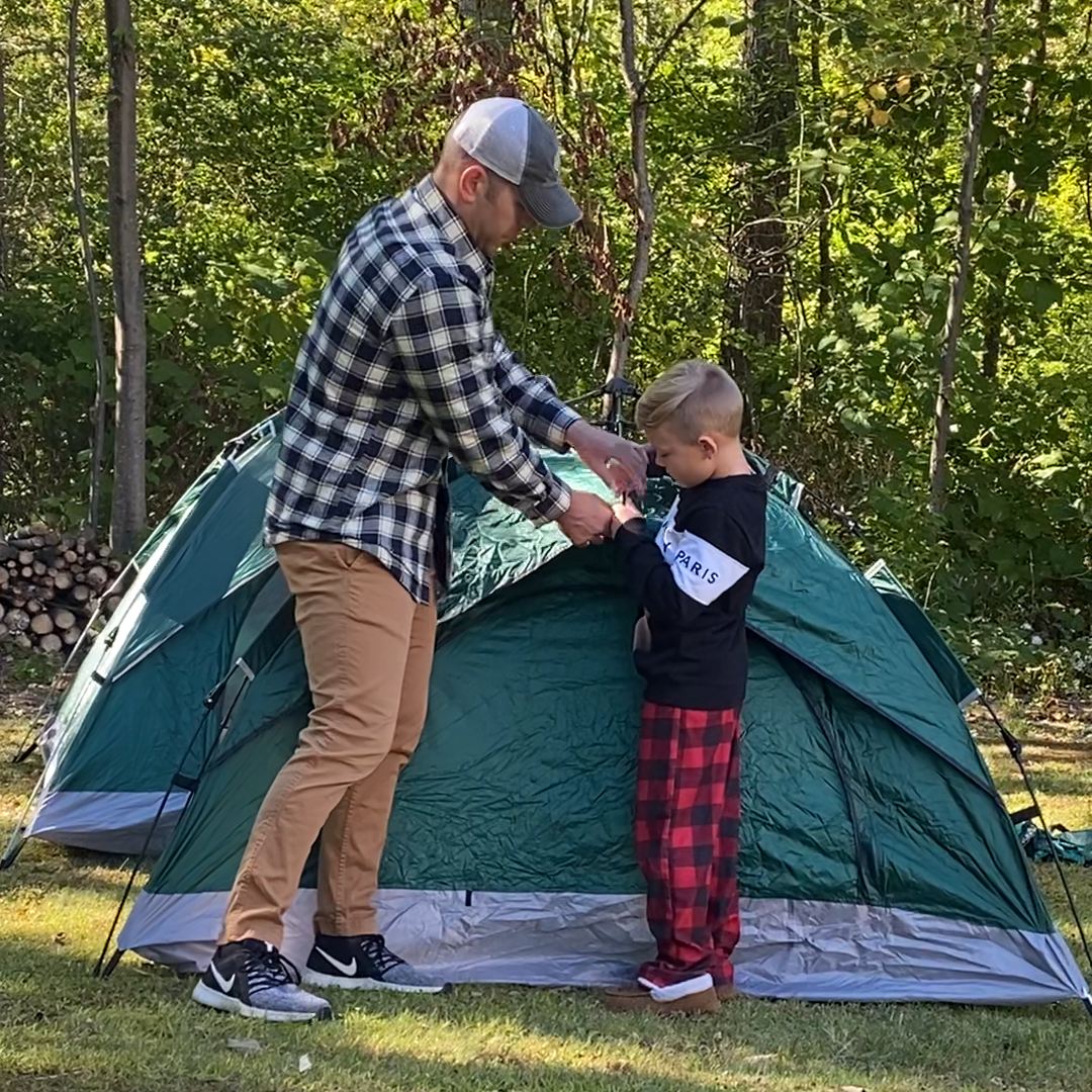 Large-Sized 3 Secs Tent (Comfortable for 3 Adults, CA)